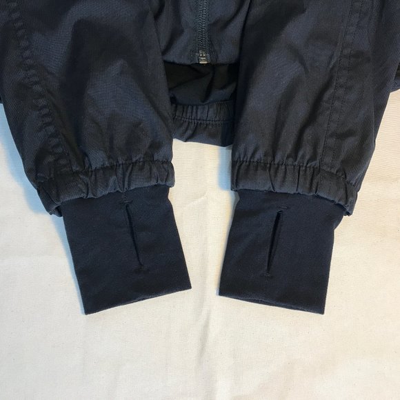 Like New Lululemon Run: Hustle Jacket - Picture 14 of 15